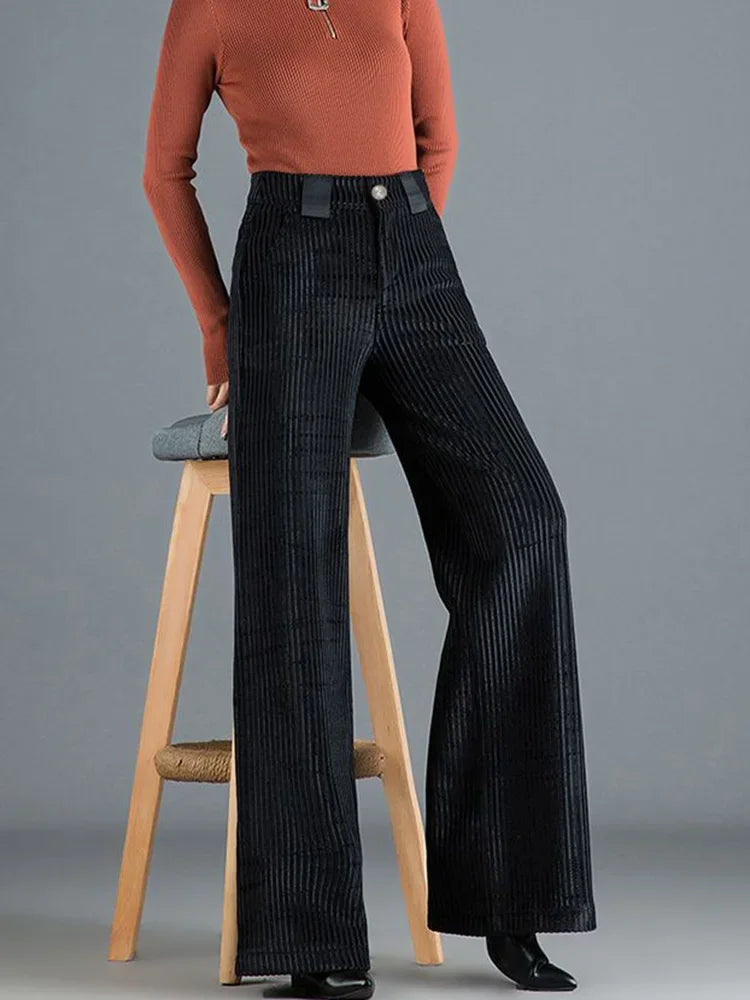 Elegante Samtkabelhose Damen im Flare-Design mit schmeichelhafter Passform - Stoffhose für jeden Anlass-5