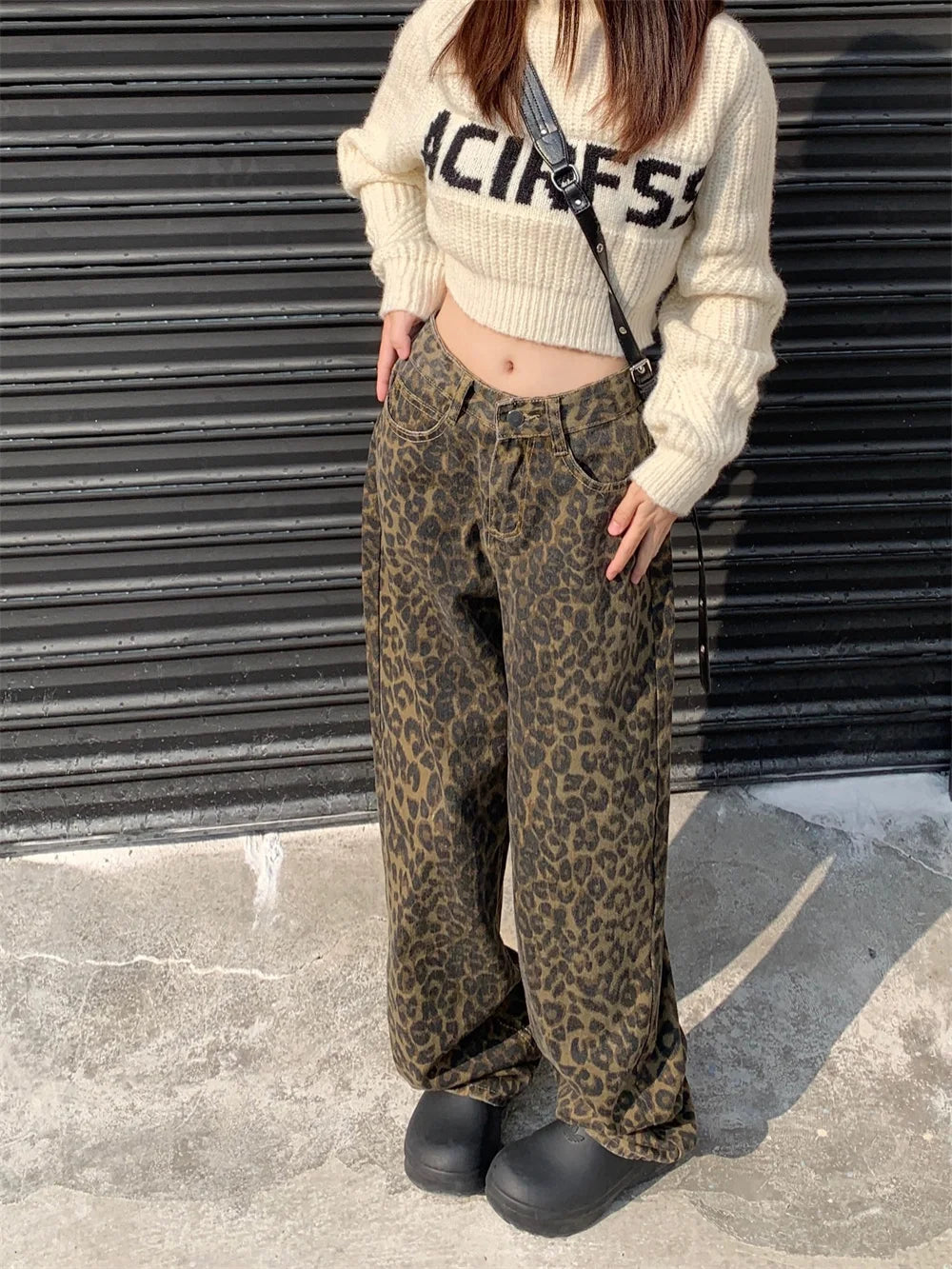 Hoch Taillierte Damenjeans Mit Leopardenmuster Und Weitem Bein, Trendige Passform In S-XXL-Größen-5