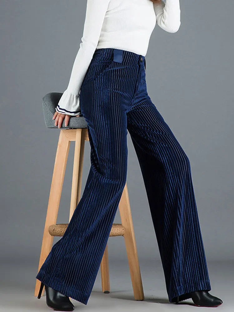 Elegante Samtkabelhose Damen im Flare-Design mit schmeichelhafter Passform - Stoffhose für jeden Anlass-4