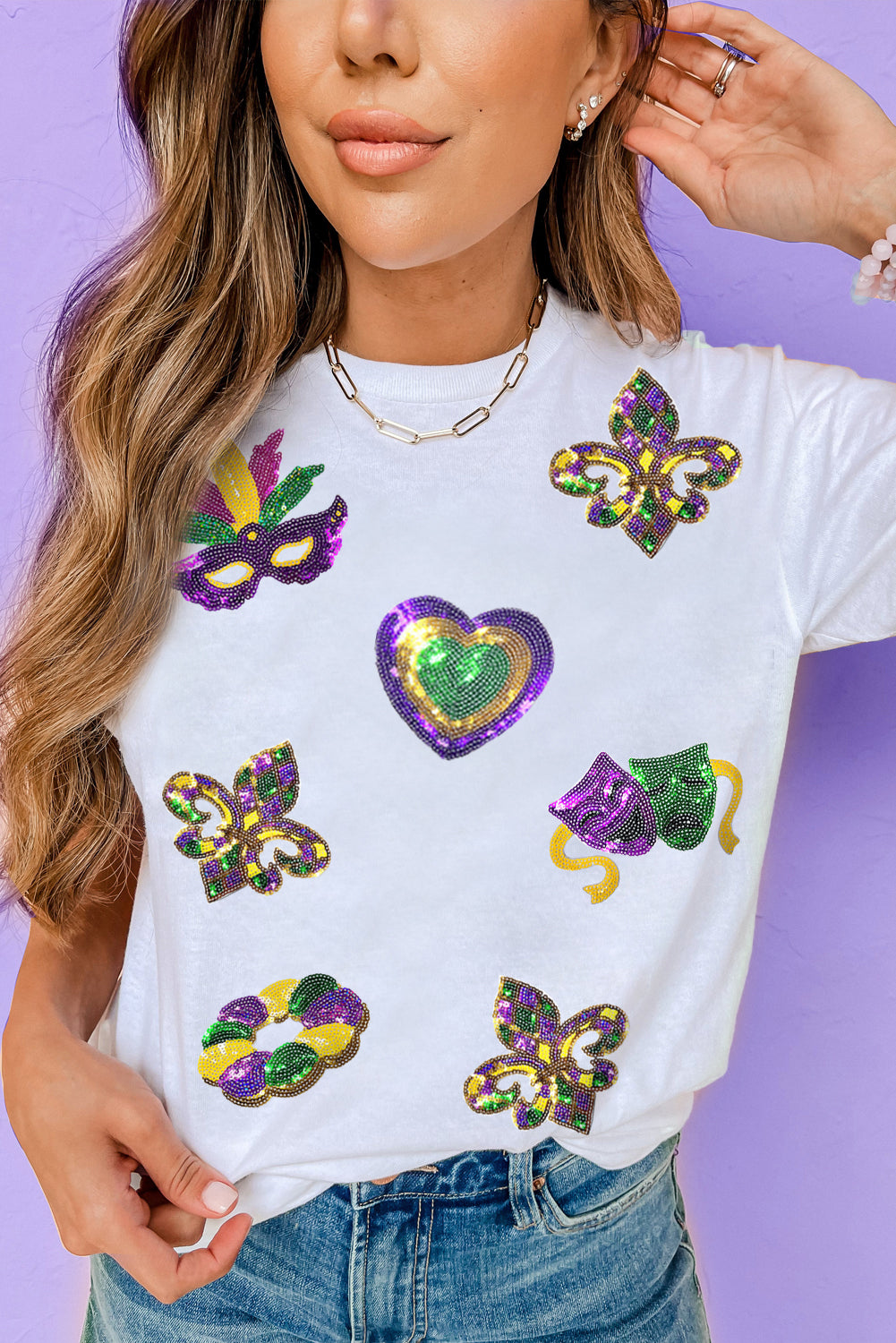 Weißes Pailletten T-Shirt, Mardi Gras Symbol Muster Freizeit Wear