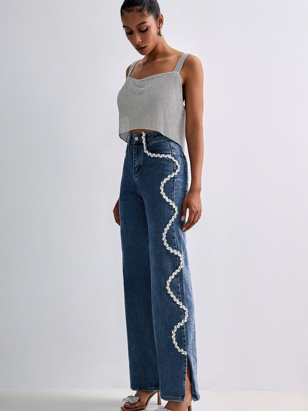 Hohe Taillierte Weitbeinjeans für Damen mit Strassverzierungen im klassischen Denim-6